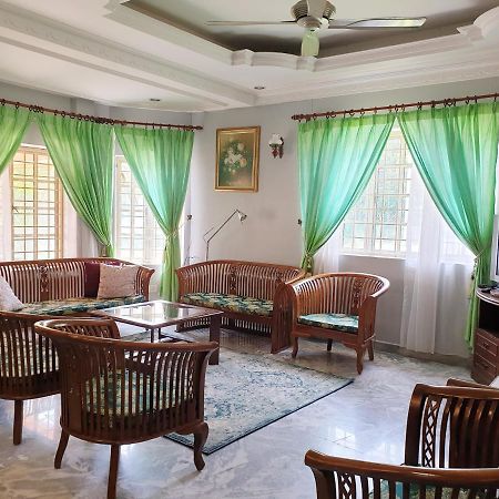 Lavender Impian Homestay Kajang Exteriér fotografie