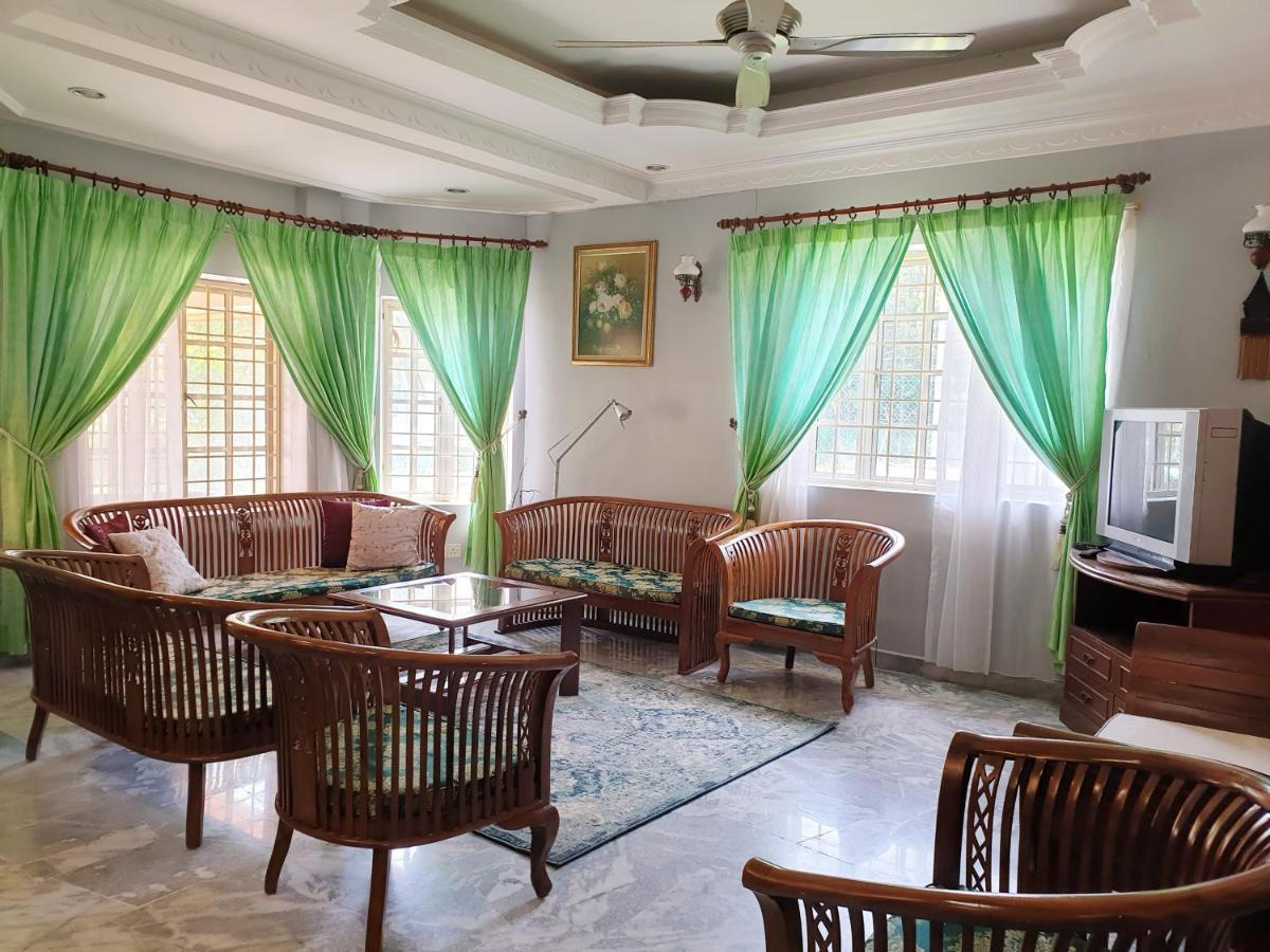 Lavender Impian Homestay Kajang Exteriér fotografie