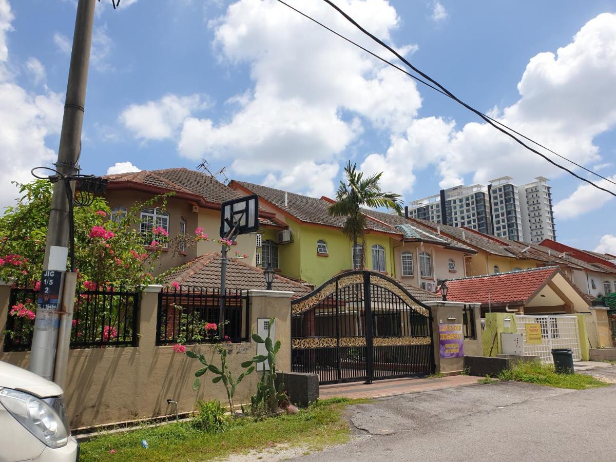 Lavender Impian Homestay Kajang Exteriér fotografie